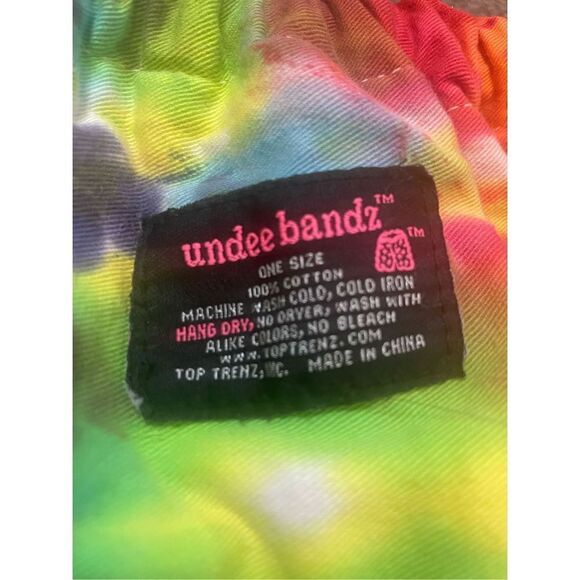 Undee Bandz studded cupcake backpack - Picture 4 of 10